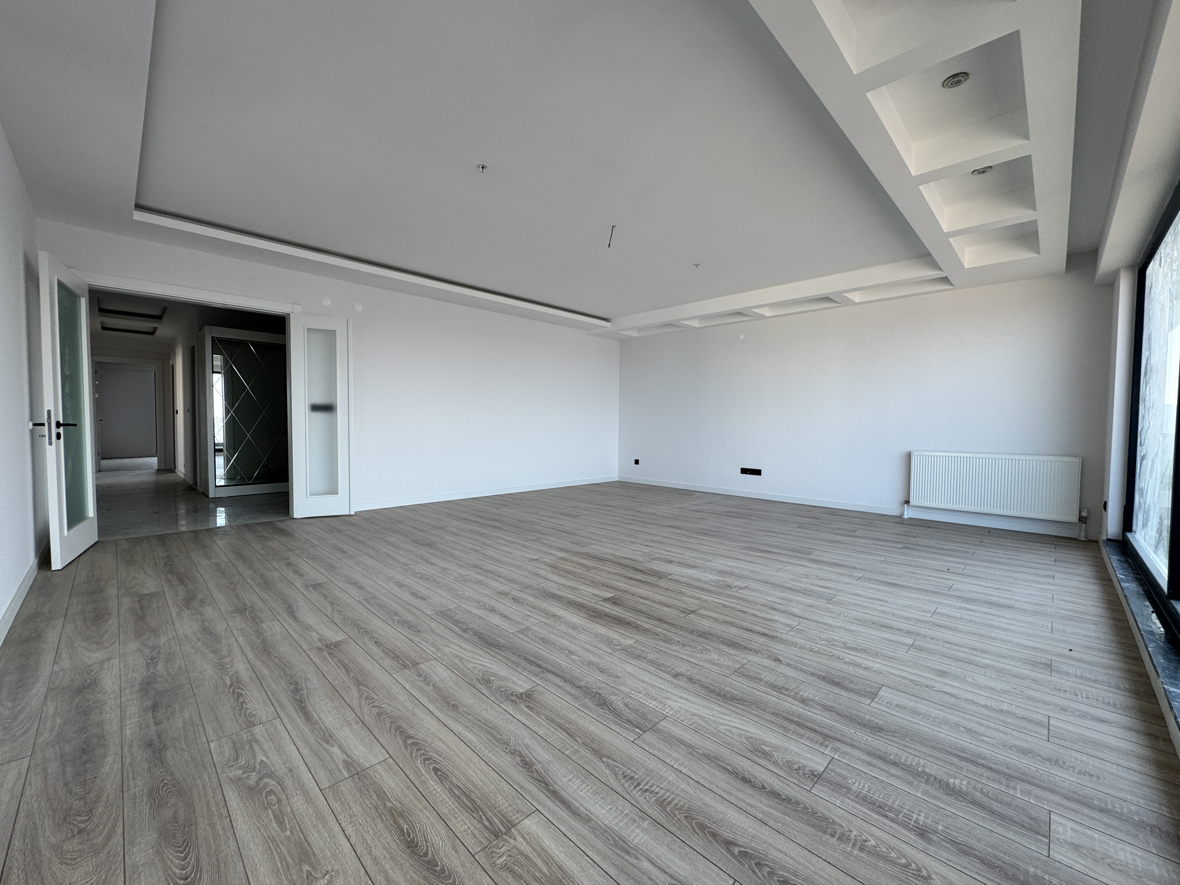 CANİK TÖRE TOWERS'TA ULTRA LÜX 3+1 245 METREKARE DAİRE